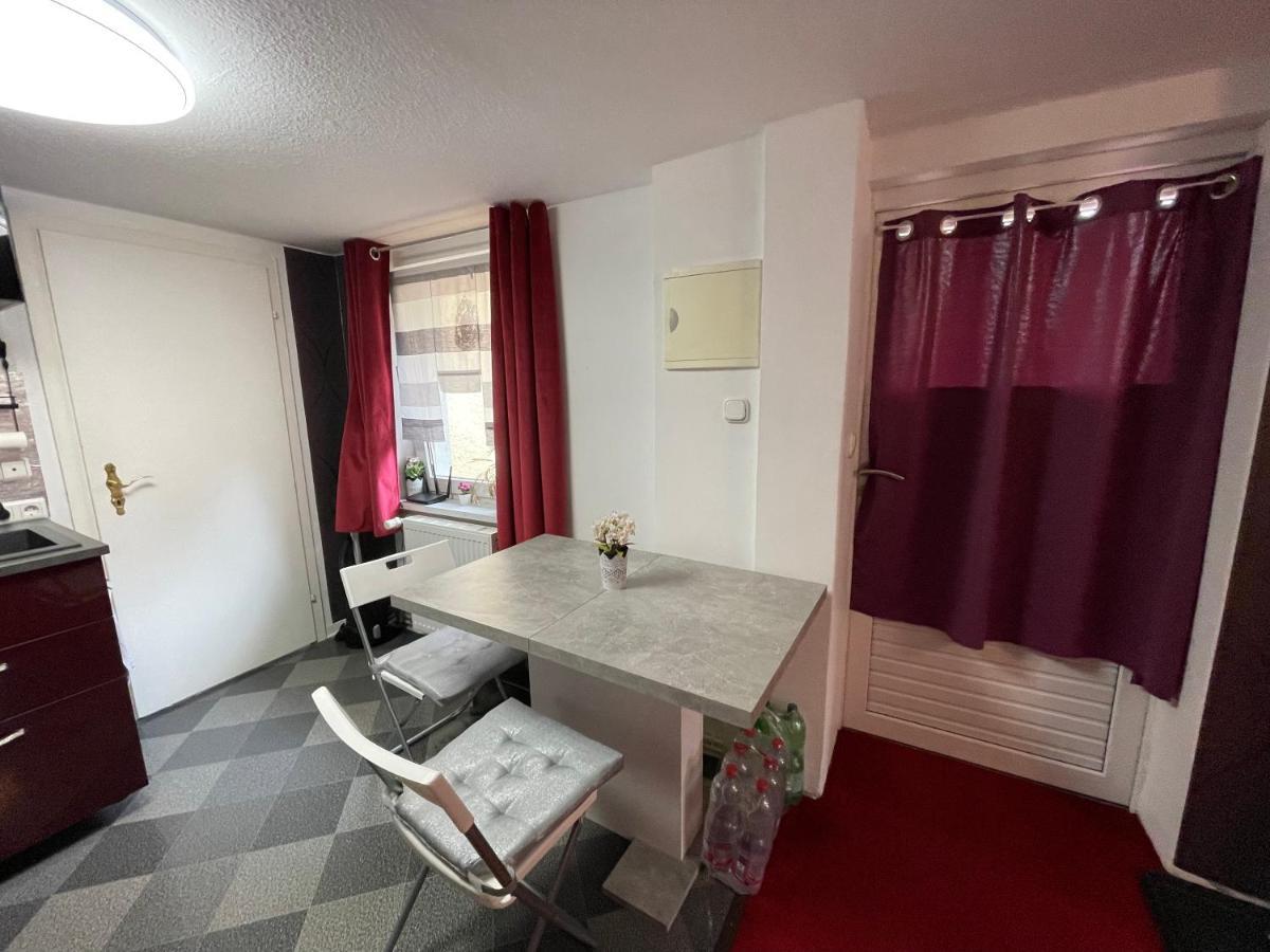 Tiny House Apartment Burig Exterior photo